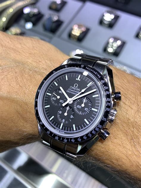 omega speedmaster professional 'moonwatch'|Omega Speedmaster moonwatch bezel.